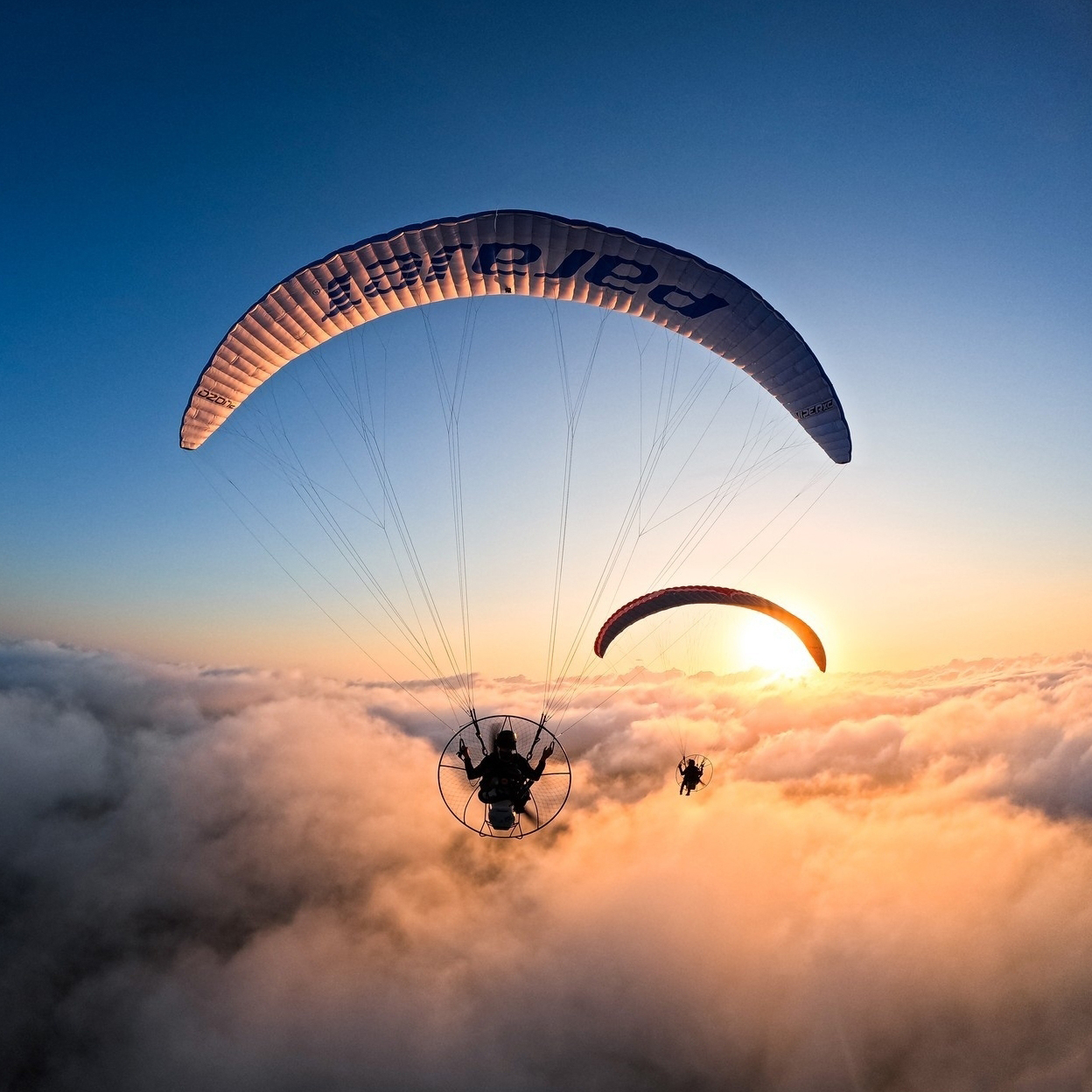 Paragliding